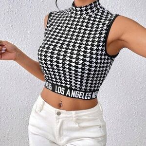 SHEIN Black and White Sleeveless Crop Tank Top